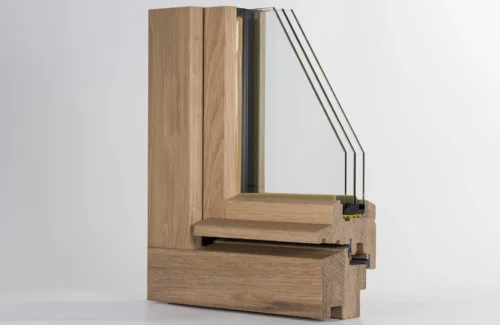 Querschnitt eines Aldra Holz-Fensters mit Dreifachverglasung
